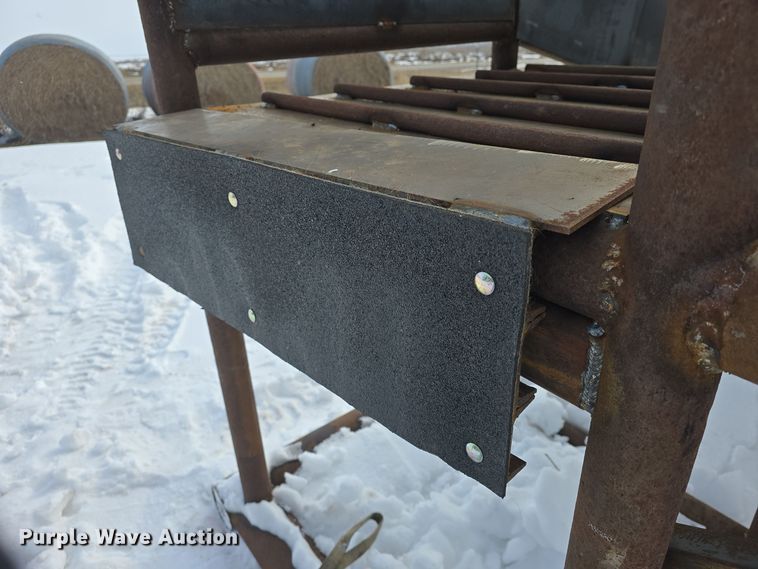 image for item NI9423 Shop built livestock loading chute