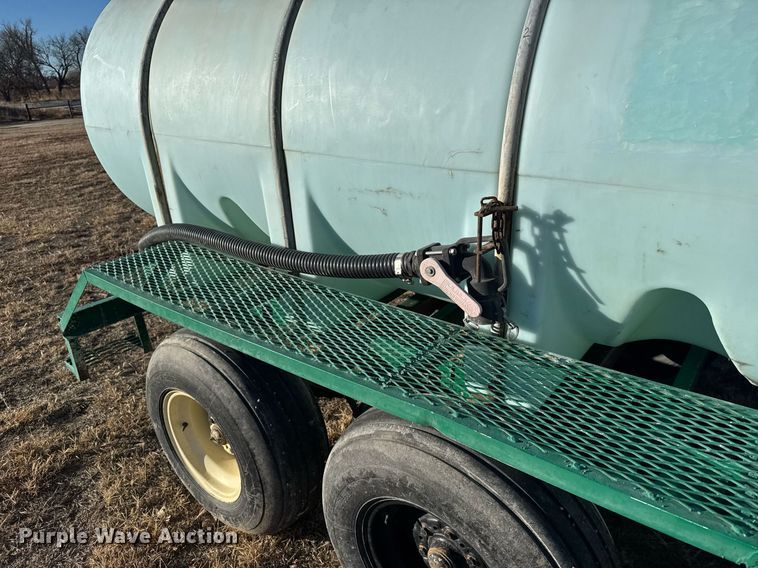 image for item NN9513 Nurse tank trailer