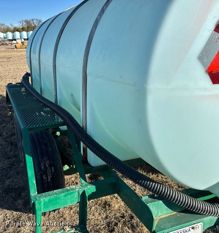 image for item NN9513 Nurse tank trailer