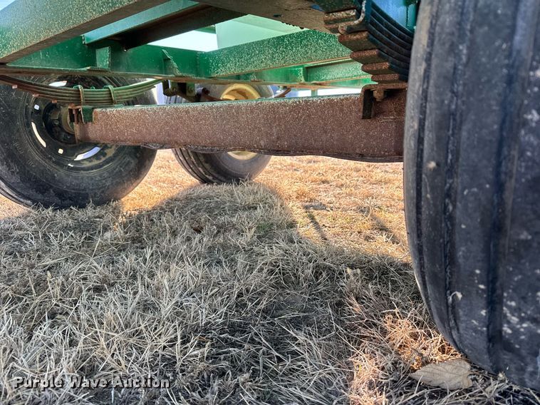 image for item NN9513 Nurse tank trailer