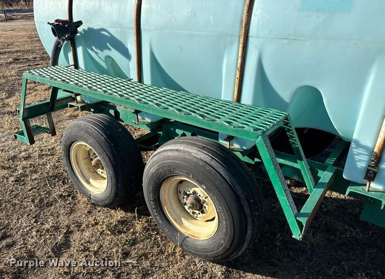 image for item NN9515 Nurse tank trailer
