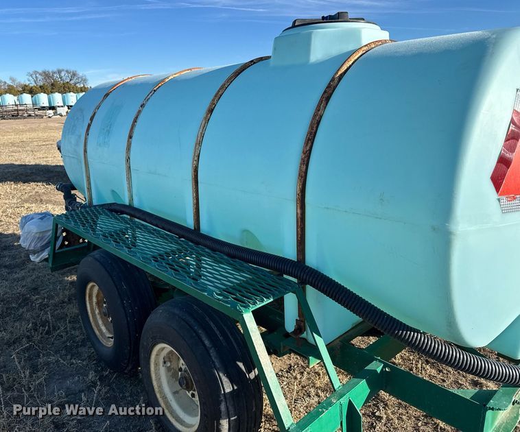 image for item NN9515 Nurse tank trailer