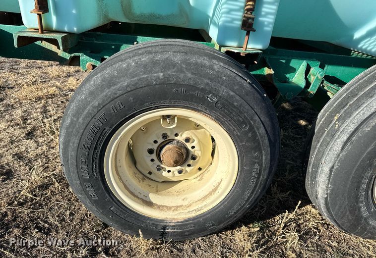 image for item NN9515 Nurse tank trailer