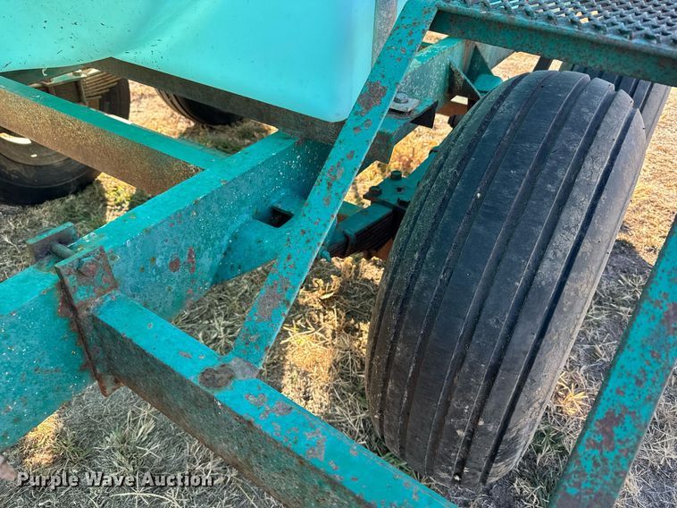 image for item NN9517 Nurse tank trailer