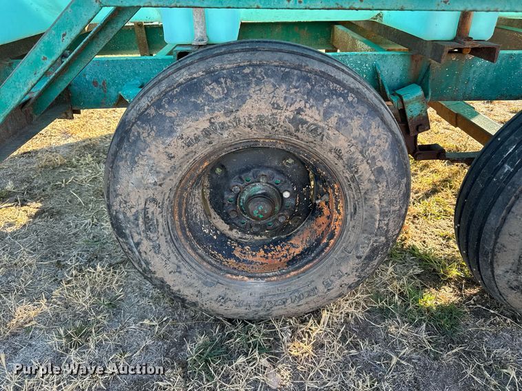 image for item NN9517 Nurse tank trailer