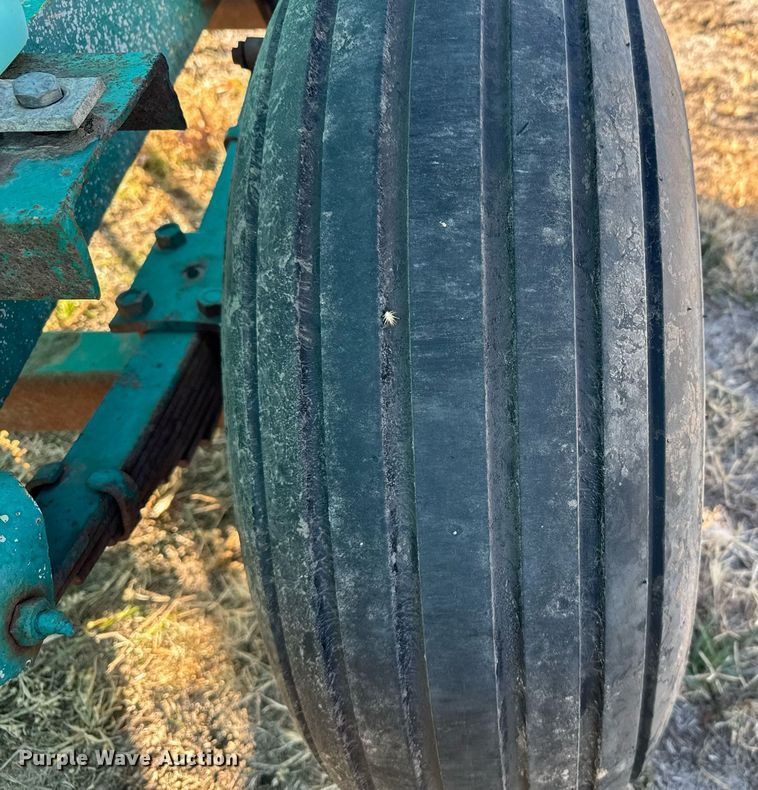 image for item NN9517 Nurse tank trailer