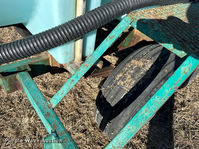 image for item NN9518 Nurse tank trailer