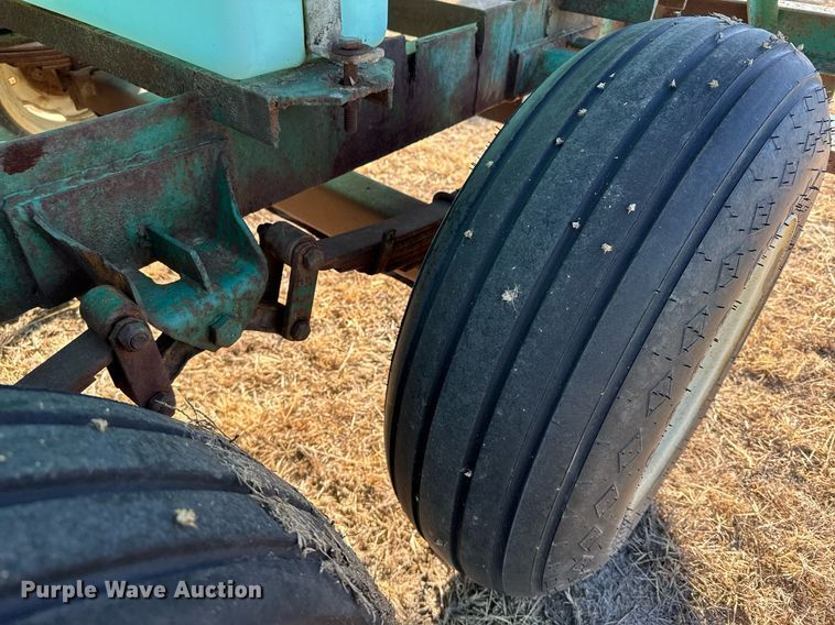 image for item NN9518 Nurse tank trailer