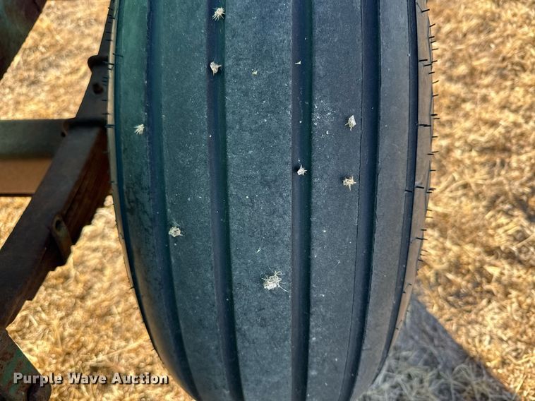 image for item NN9518 Nurse tank trailer