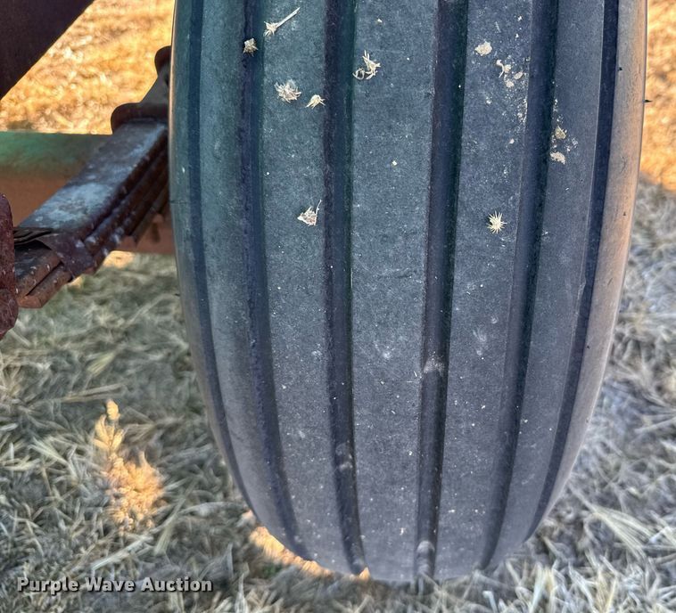 image for item NN9518 Nurse tank trailer