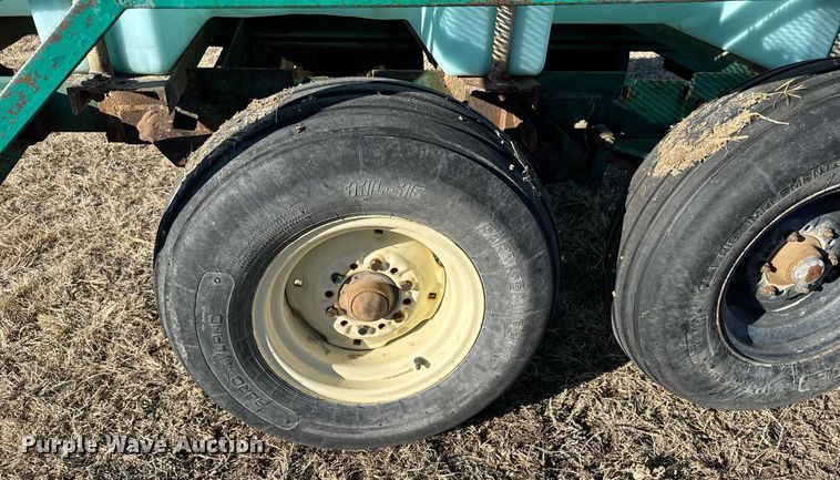 image for item NN9518 Nurse tank trailer