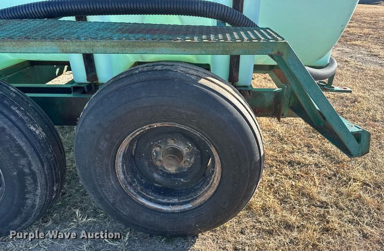 image for item NN9519 Nurse tank trailer