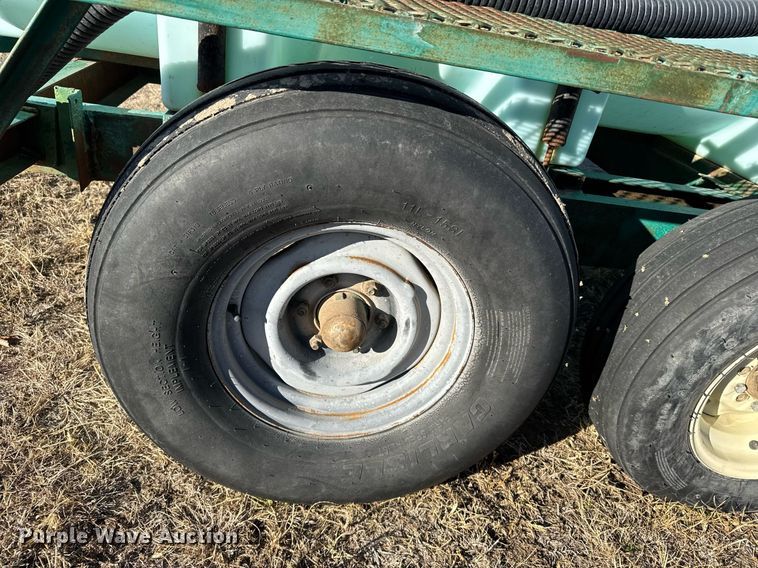 image for item NN9519 Nurse tank trailer