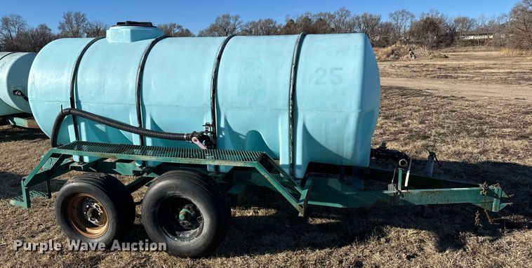 image for item NN9520 Nurse tank trailer