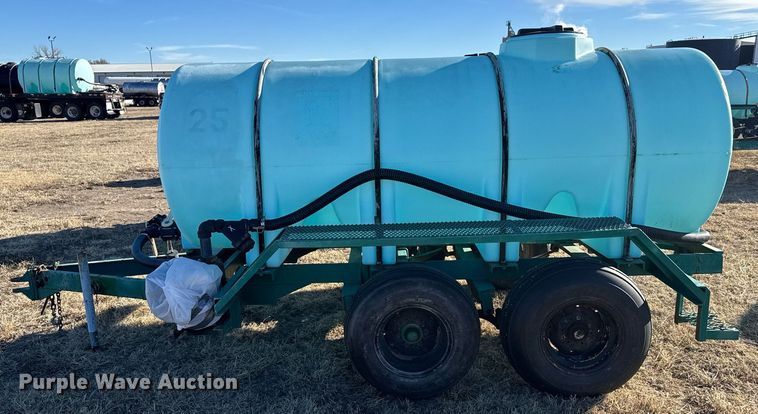 image for item NN9520 Nurse tank trailer