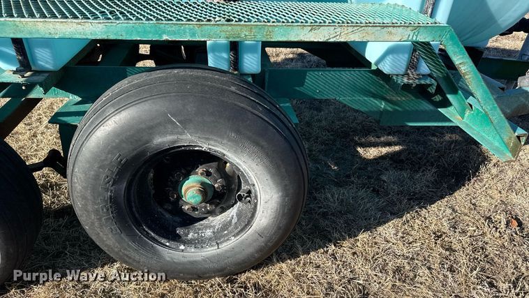 image for item NN9520 Nurse tank trailer