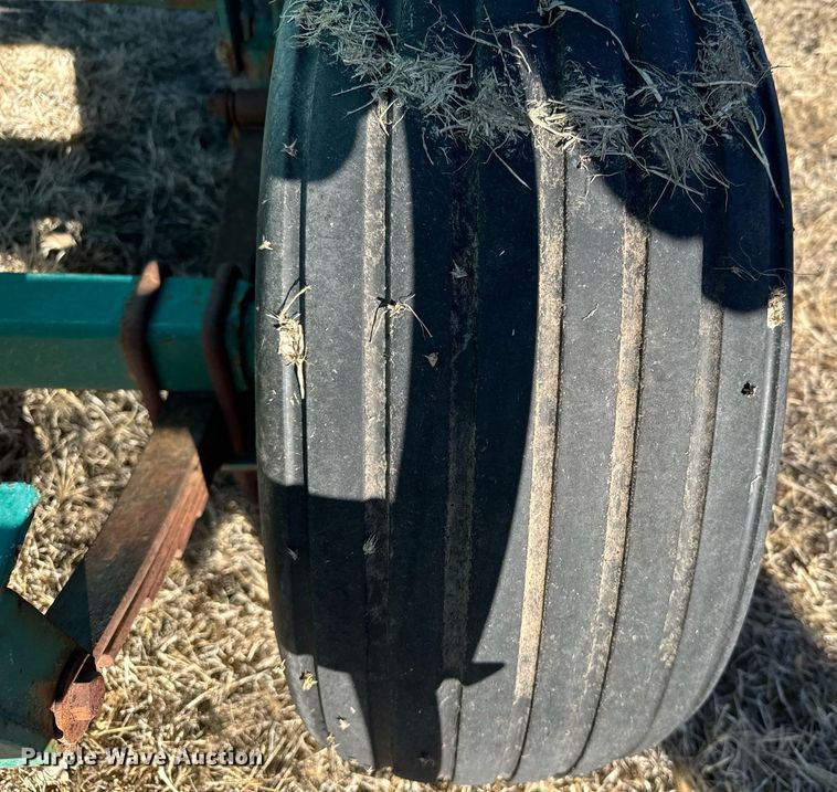 image for item NN9520 Nurse tank trailer