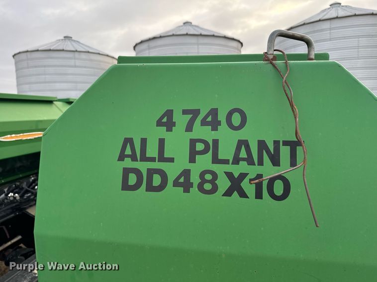 image for item NN9527 Crust Buster 4700AP grain drill