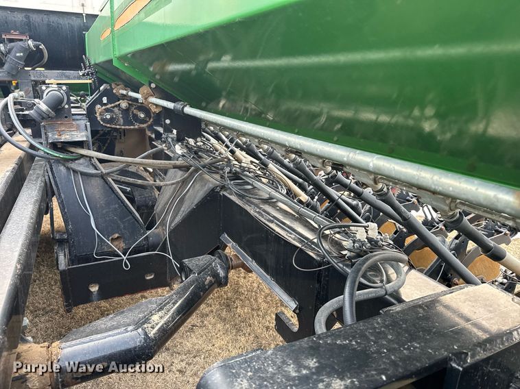 image for item NN9527 Crust Buster 4700AP grain drill