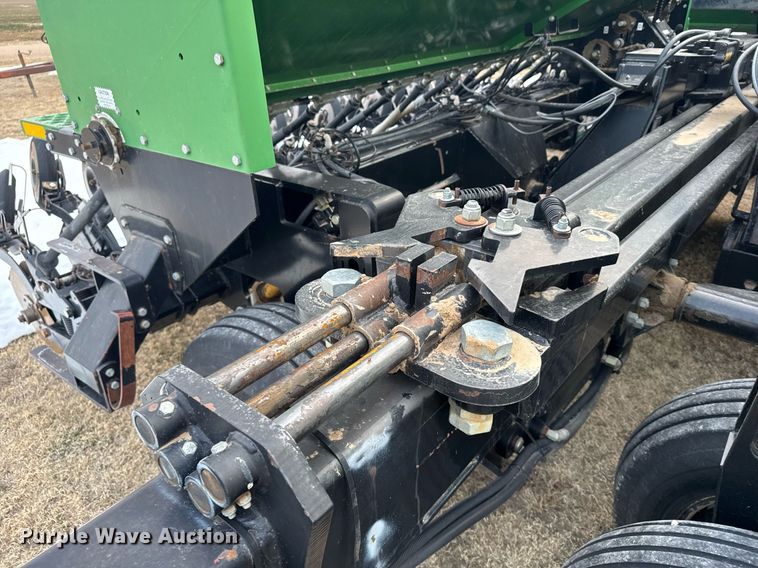 image for item NN9527 Crust Buster 4700AP grain drill