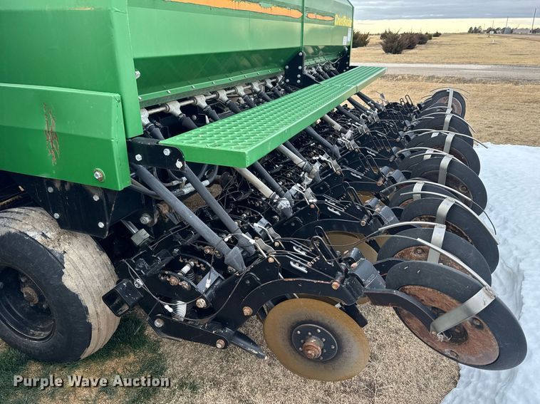 image for item NN9527 Crust Buster 4700AP grain drill