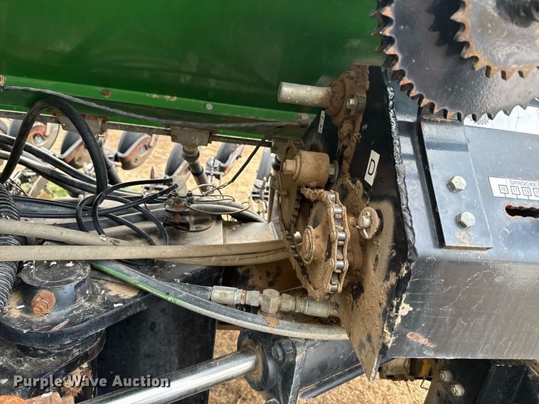 image for item NN9527 Crust Buster 4700AP grain drill