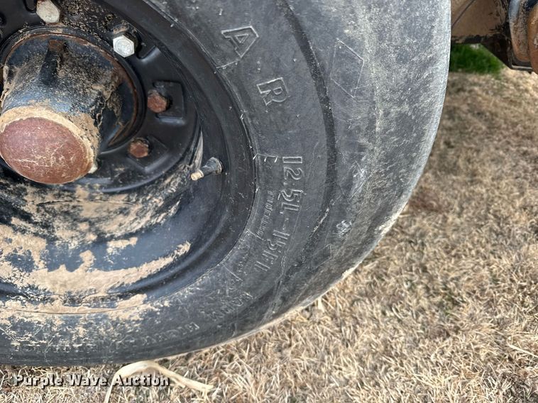 image for item NN9527 Crust Buster 4700AP grain drill