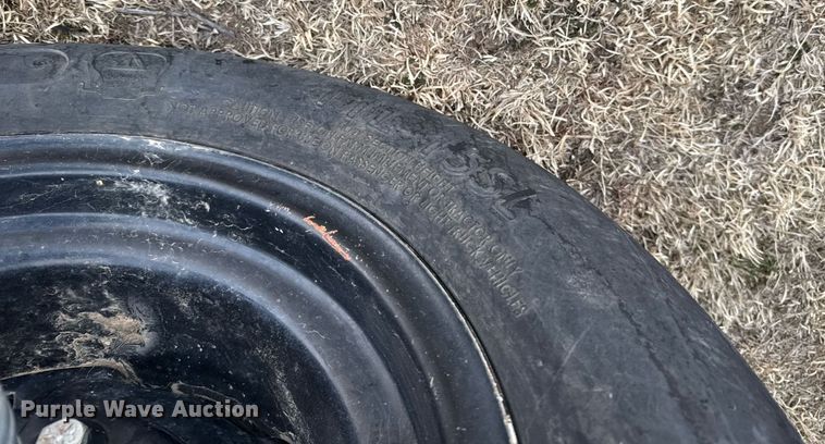 image for item NN9527 Crust Buster 4700AP grain drill