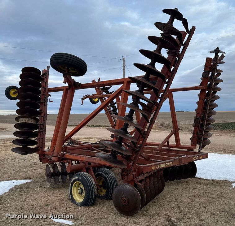 image for item NN9528 Sunflower 81TA-27 double off-set disk