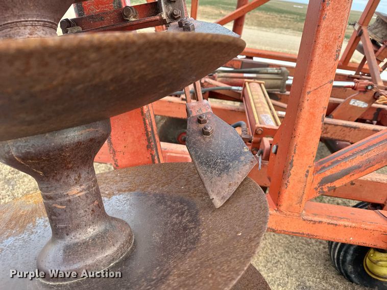 image for item NN9528 Sunflower 81TA-27 double off-set disk