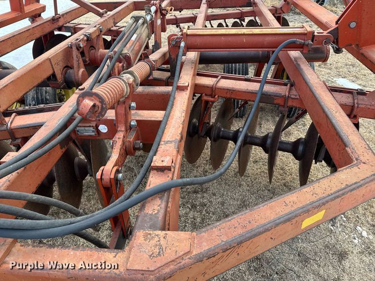 image for item NN9528 Sunflower 81TA-27 double off-set disk