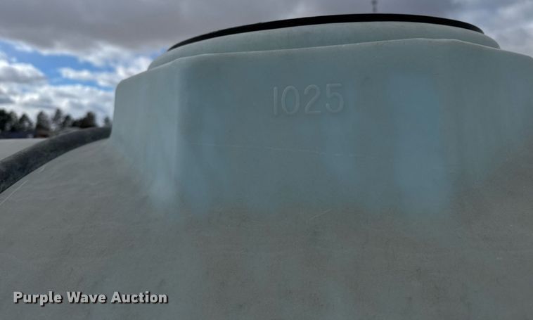 image for item NN9531 Nurse tank trailer