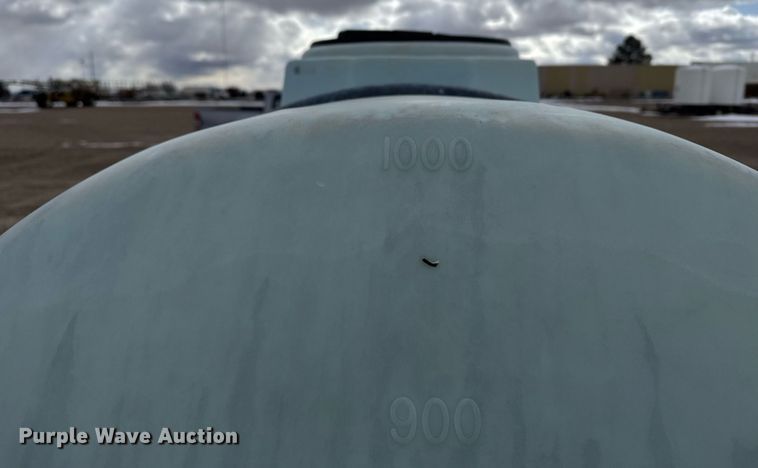 image for item NN9533 Nurse tank trailer