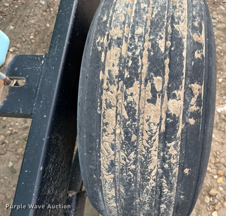 image for item NN9533 Nurse tank trailer