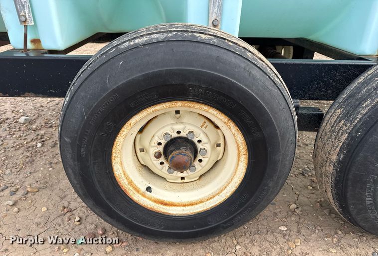 image for item NN9533 Nurse tank trailer