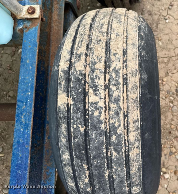 image for item NN9534 Nurse tank trailer