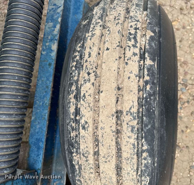 image for item NN9536 Nurse tank trailer