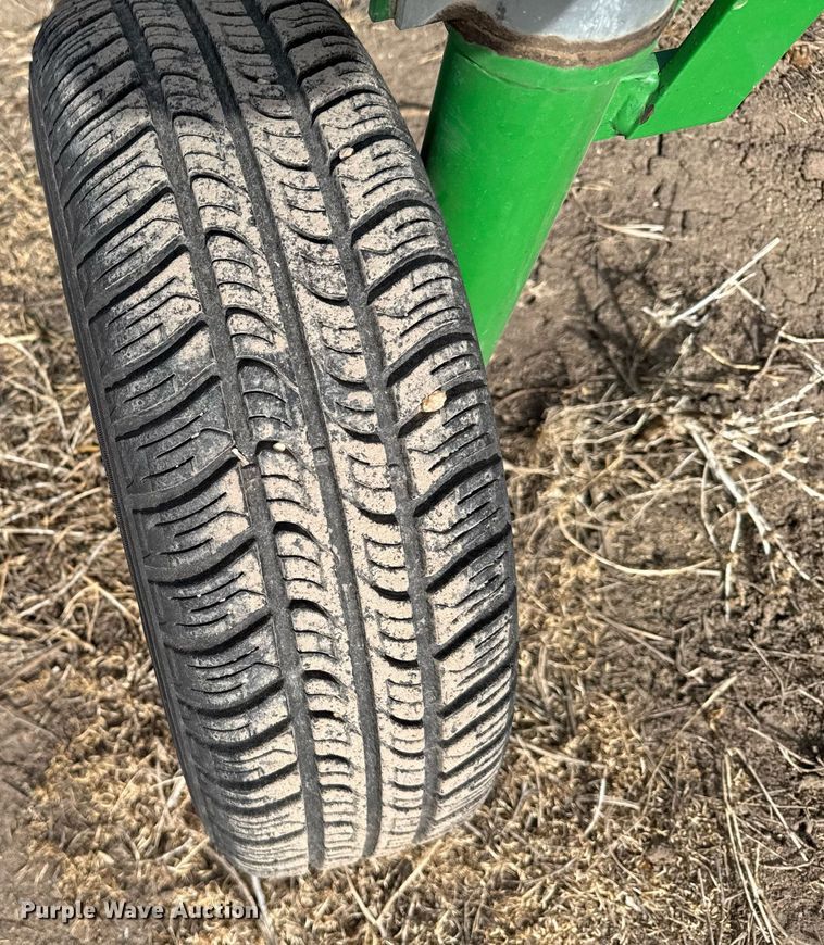 image for item NN9539 Frontier Equipment WRZ 114 hay rake