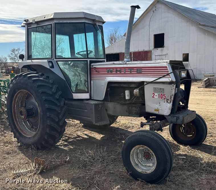 image for item NN9540 1978 White 2-105 Field Boss  tractor