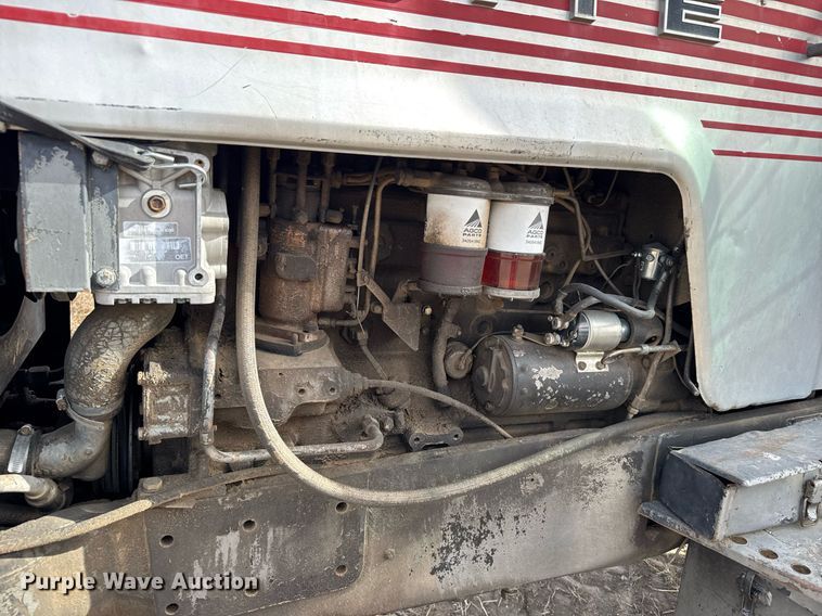 image for item NN9540 1978 White 2-105 Field Boss  tractor