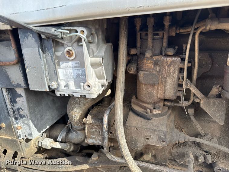 image for item NN9540 1978 White 2-105 Field Boss  tractor