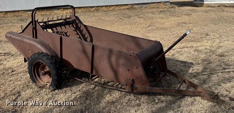 image for item NN9554 Manure spreader