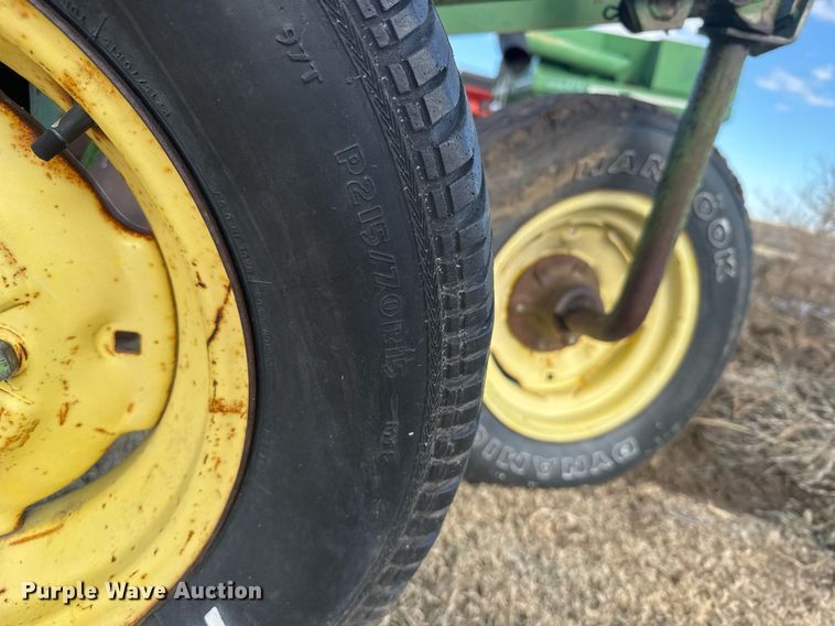 image for item NN9555 John Deere six bottom plow