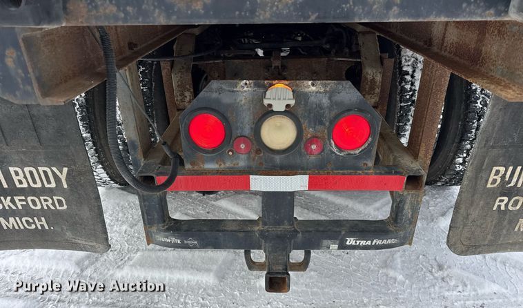 image for item OG9749 2002 Sterling A9500 flatbed truck