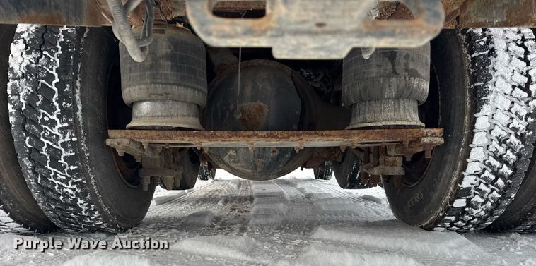 image for item OG9749 2002 Sterling A9500 flatbed truck