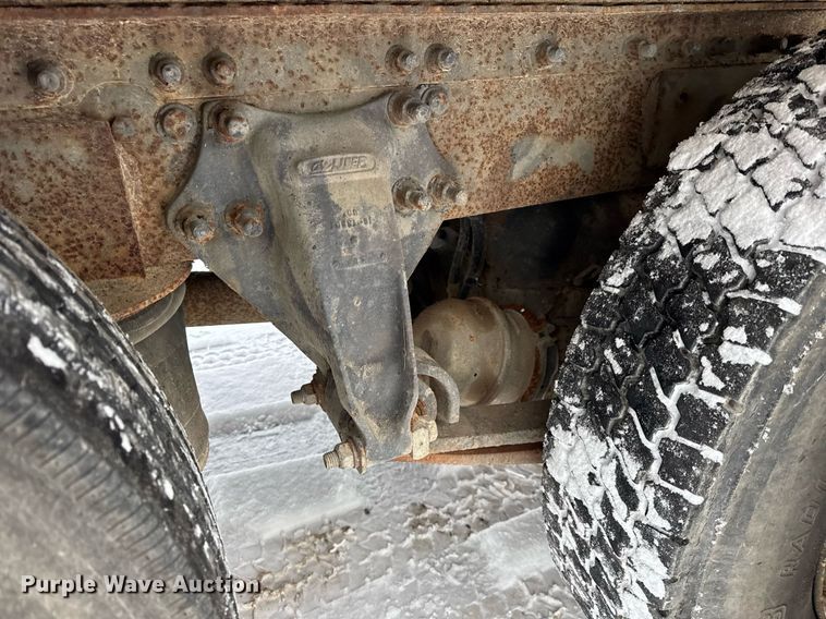 image for item OG9749 2002 Sterling A9500 flatbed truck