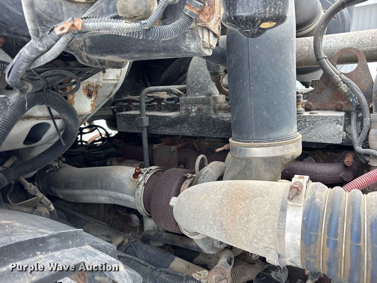 image for item OG9749 2002 Sterling A9500 flatbed truck