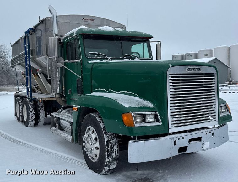 image for item OG9754 2000 Freightliner FLD120 fertilizer delivery truck
