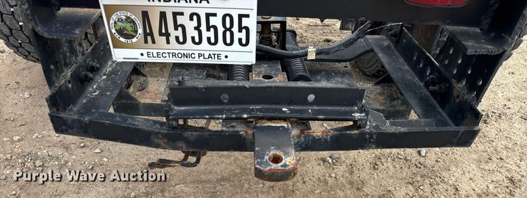 image for item DH9241 1994 GMC Topkick C6500 truck cab and chassis