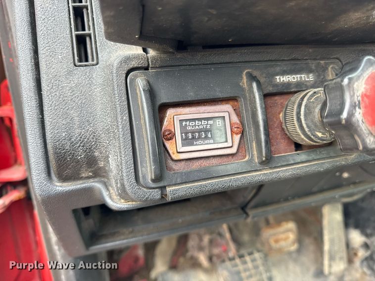 image for item DH9241 1994 GMC Topkick C6500 truck cab and chassis